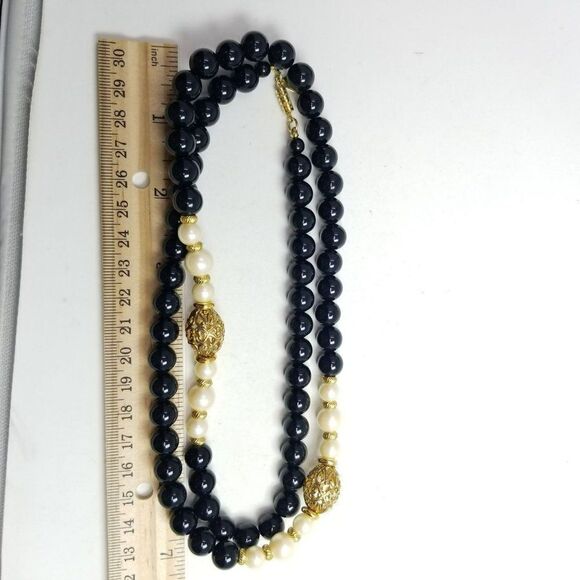 Vintage 1928 Black, White and Gold Tone Long Beaded Necklace, 80s 90s Style - Picture 5 of 6